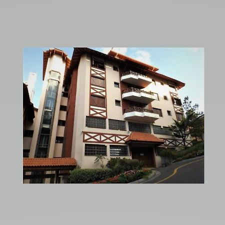 Antigo loft Apartamento Gramado Exterior foto