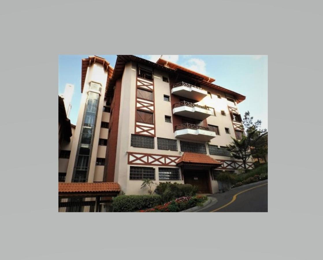 Antigo loft Apartamento Gramado Exterior foto